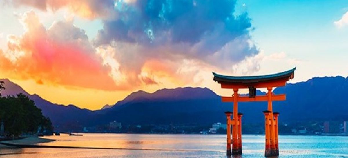    Millenary Japan vs technologic Japan