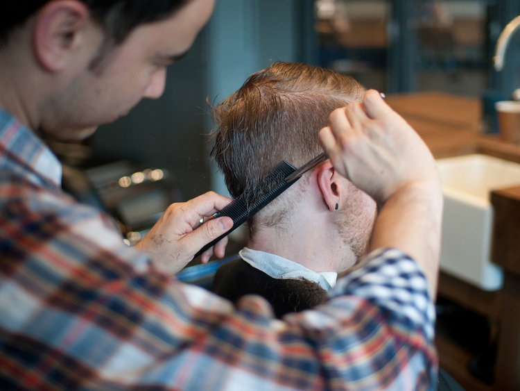 Identifying the best hair cut for men