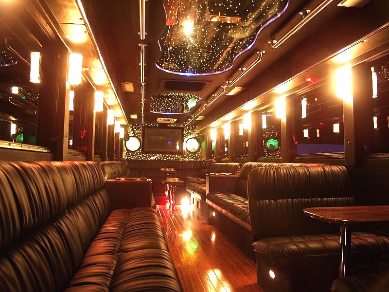 A Few Effective Tips To Enjoy Your Party Bus In Mississauga